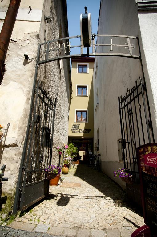 Hotel Penzion Černej pták Jindřichŭv Hradec Esterno foto