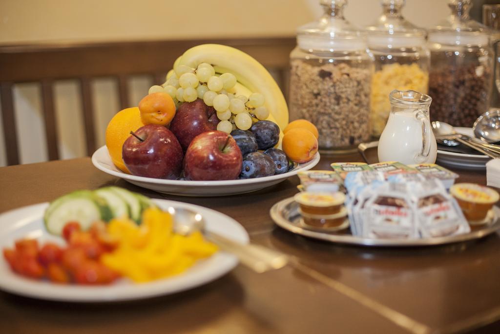 Hotel Penzion Černej pták Jindřichŭv Hradec Esterno foto