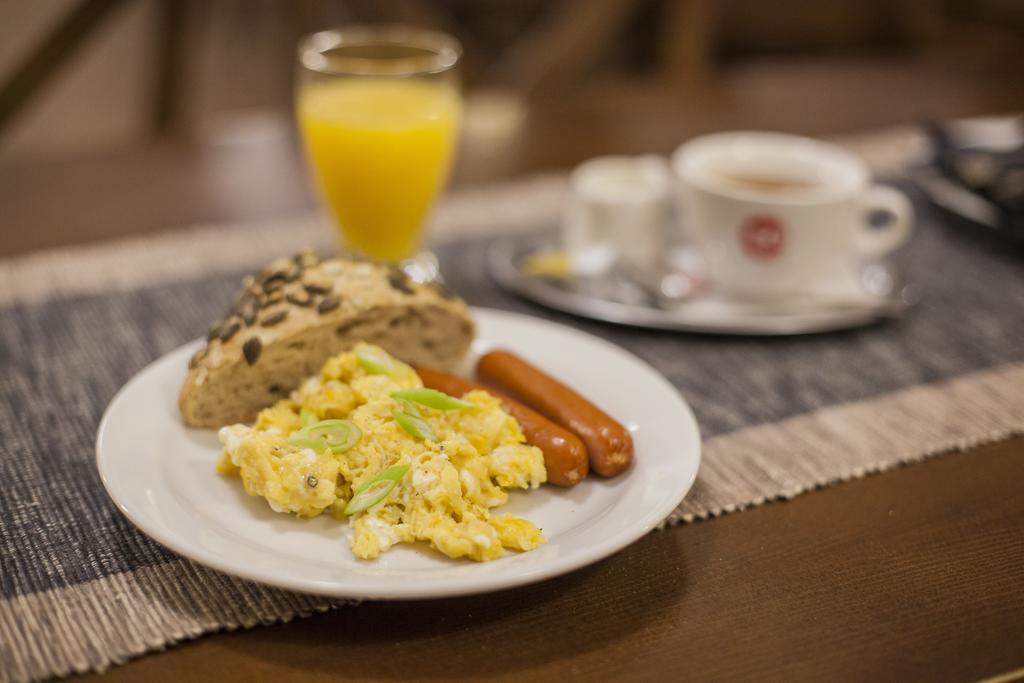 Hotel Penzion Černej pták Jindřichŭv Hradec Esterno foto